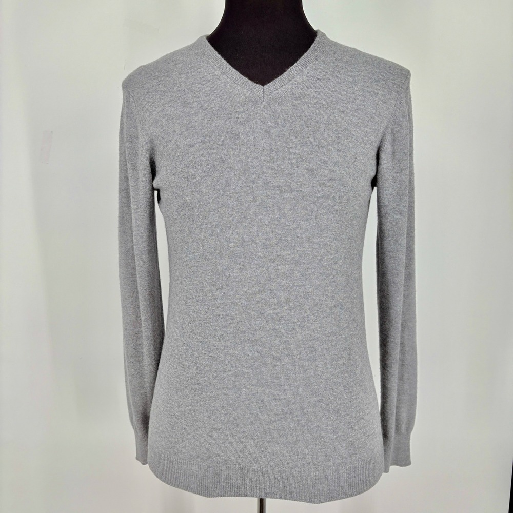 Elegant V-Neck Sweater for Men - Light Gray